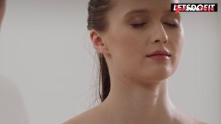 Czech Babe Stacy Cruz Fingered and Fucked Deep by Masseur