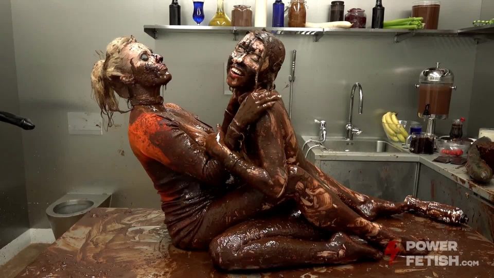 Foot Anal Fisting - Brittany Bardott, Eden Ivy Video Sex...