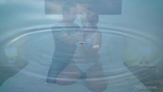 LustyGrandmas presents Marsha, Rob in Water Under The Bridge – 22.11.2018