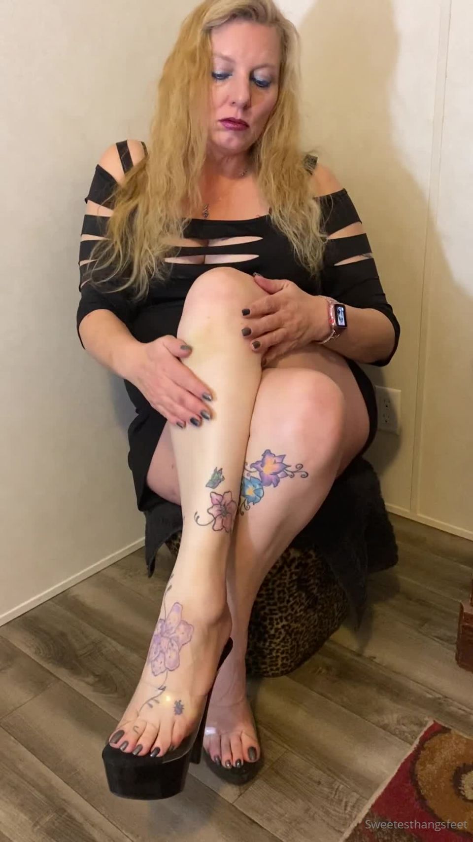 online porn clip 38 fetish porn  kinky fetishes  sneaker femdom