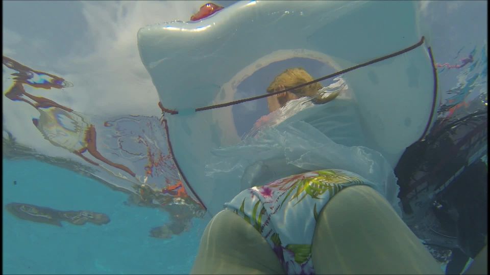 Voyeur - Underwater swimsuit tracking - YMUW-1076,  on voyeur 