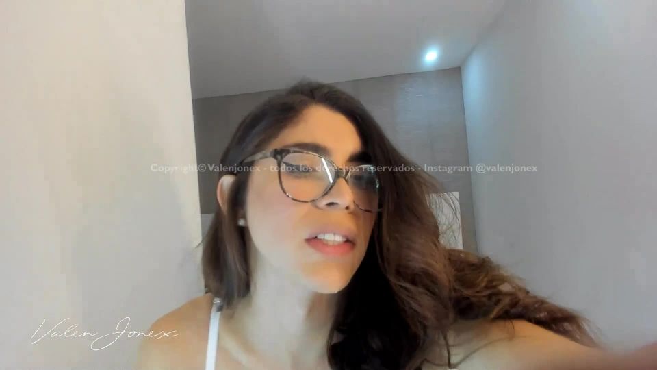 free xxx video 40 Shemale Webcams Video for May 24, 2020 – 21,  on webcam 