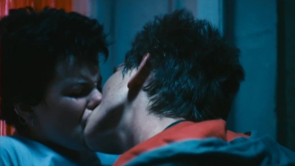 Anna Starshenbaum – Detyam do 16... (2010) HD 720p - (Porno de Celebridad)