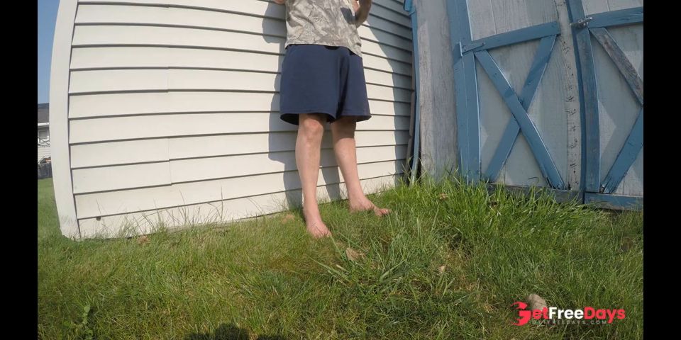 [GetFreeDays.com] Smoking outdoors shorts down at abandoned house Adult Leak January 2023