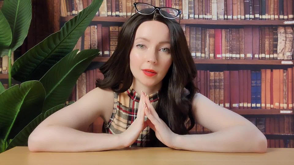 video online 38 TinyFeetTraat – Engañar con un director – Anal y pies fetiche  fetiche porno kristina rosa fetiche de pies