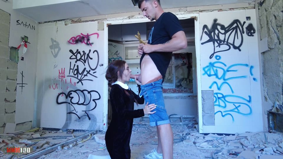 Spanish Teen Massy Sweet Gets Fucked By Yeri In An Abandoned Hospital