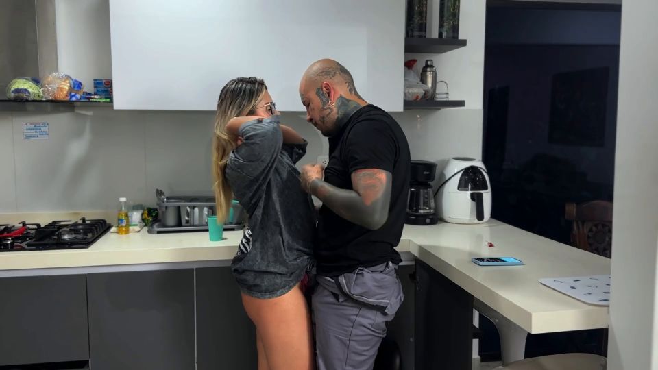 [K2S.CLUB] JULIANA ROSE - The plumber fucks me and leaves my pussy very wet and open - JULIANA ROSE - FullHD 1080P