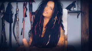 MistressRavenFD – Ill Smoke You Stroke.