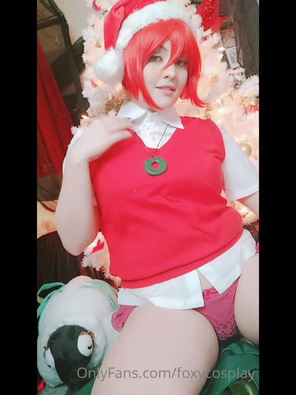 Onlyfans - foxycosplay - Chise Hatori wants to wish you a happy xmas and Yule with some pussy - 22-12-2020
