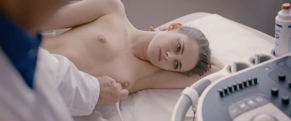 Kristen Stewart – Personal Shopper (2016) HD 1080p!!!