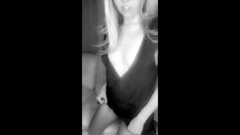 Aaliyah Love AaliyahlovefreeA fantasy in black and white - 06-01-2019 - Onlyfans