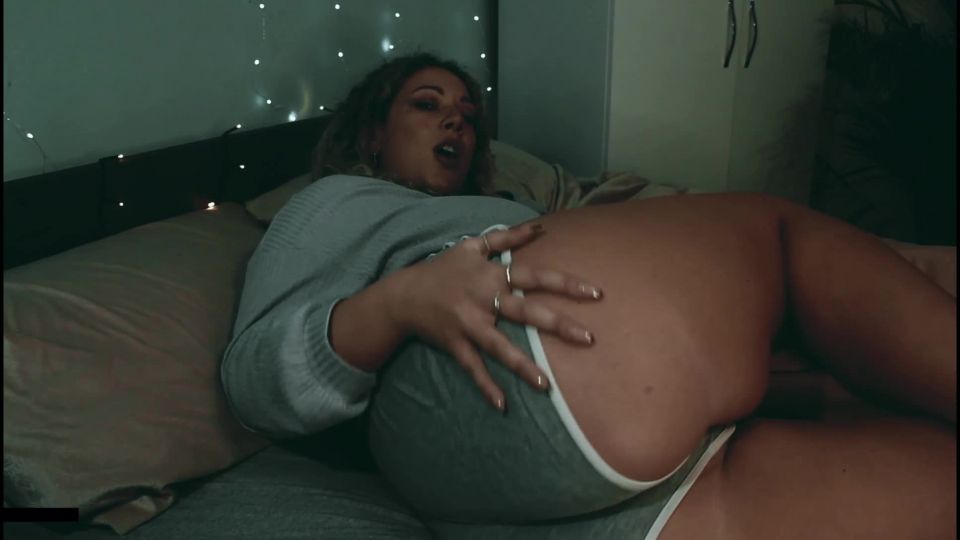 video de adultos 10 gigantisa femdom Sasha Curves – Follando con mamá en la habitación del hotel, fetiche en el fetiche porno