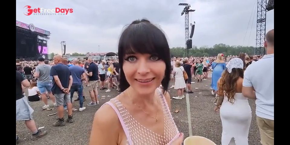 Festival Girl Fucked Hard in Campervan Double Cum to Huge Squirting Pussy