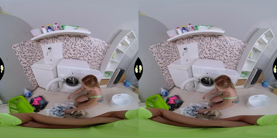 free online video 30 squeezevr Jenny Wild Stuck in Washer,  on 3d porn 