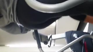 Tempting ass spied during gym running
