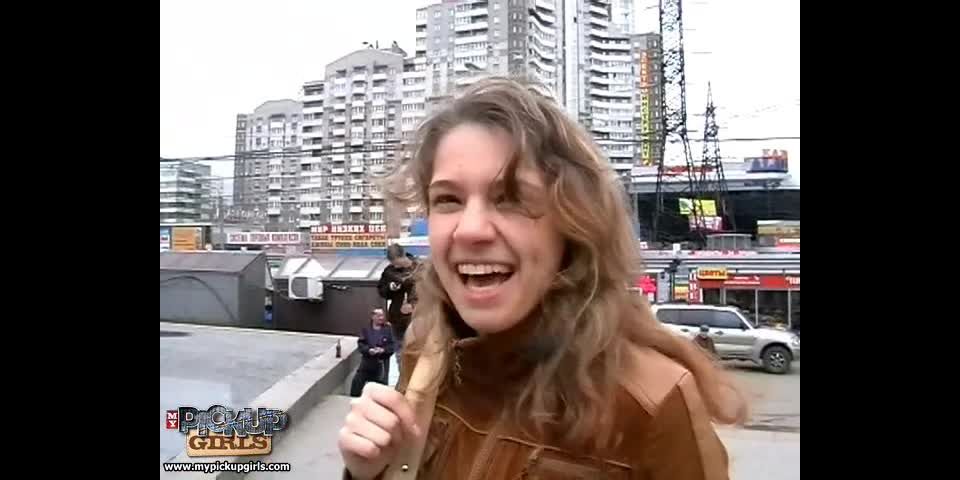 MyPickupGirls 20100203 Arousing public blowjob