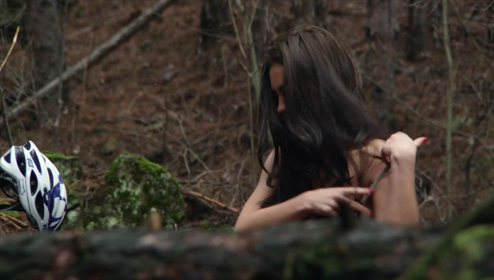 Talitha Luke-Eardley – Wrong Turn 6 (2014) HD 1080p - (Celebrity porn)