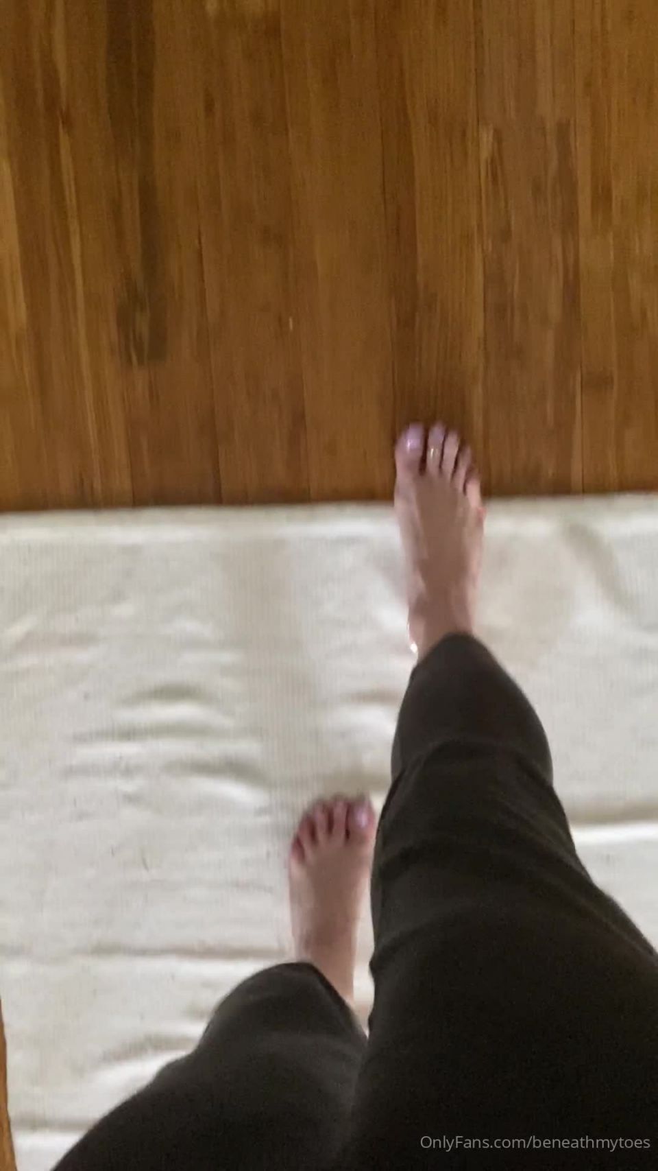 Onlyfans - Beneathmytoes - 26-04-2020