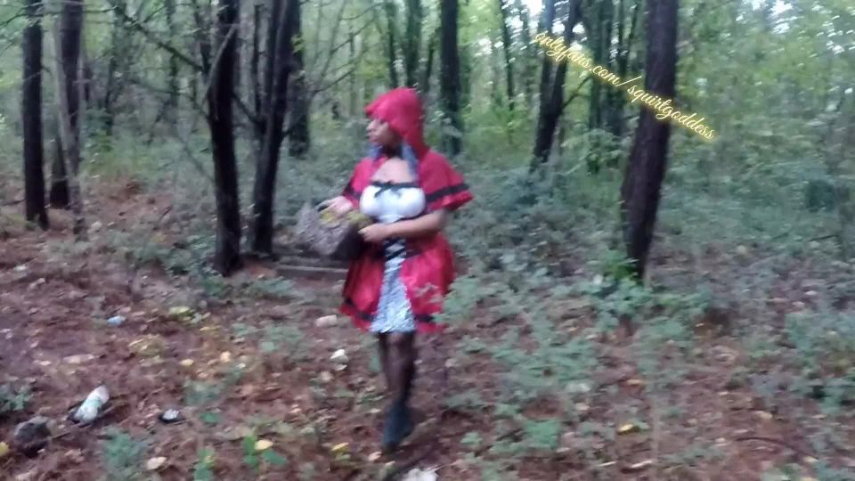 Sgoddess - i bet you never seen a wolf get chased by hot goddess i had so much fun with this one 26-10-2020