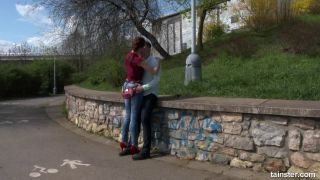 Incredible Chelsey Seduces a Sranger In A Park