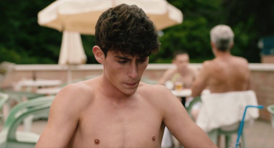 Catherine Grosjean, etc - Famille nucleaire (2020) HD 1080p - (Celebrity porn)