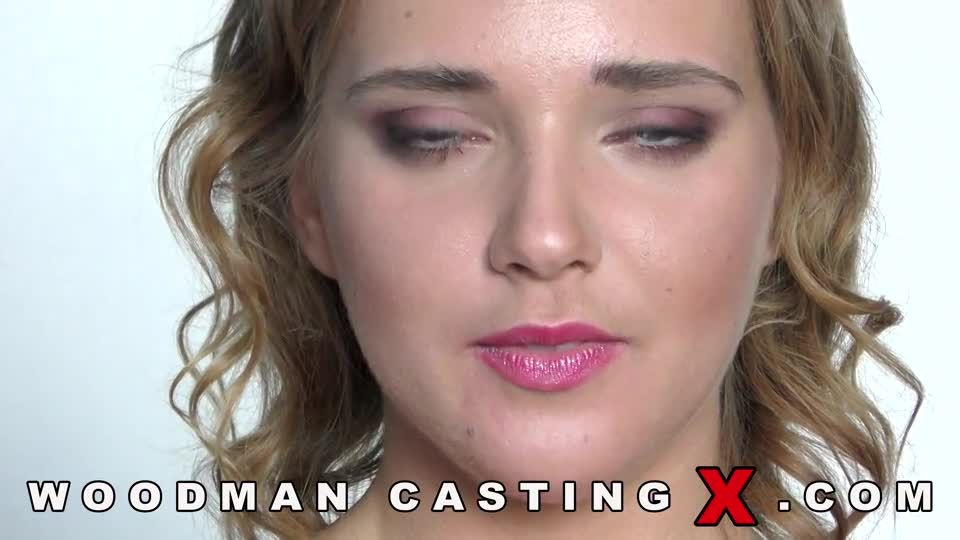 Oxana Chic - Casting X 210 - Woodman X - Amateurs