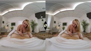 Lara - Sex with BBW - Squeeze, SLR (UltraHD 4K 2024) New Porn
