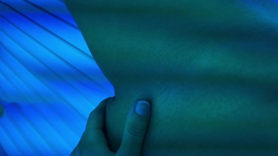 Tanning_Bed_Cum