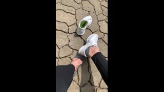 Toe.Luxx () Toeluxx - shoe sock removal new color reveal 28-07-2020