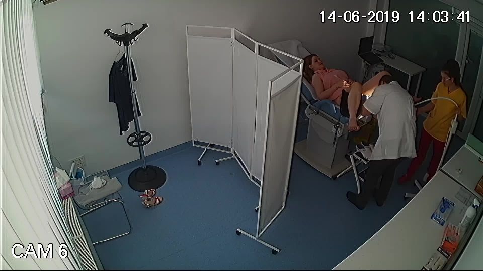 Cámara oculta real en el armario ginecológico - paquete 1 - archivo1 - 19 - voyeur - voyeur