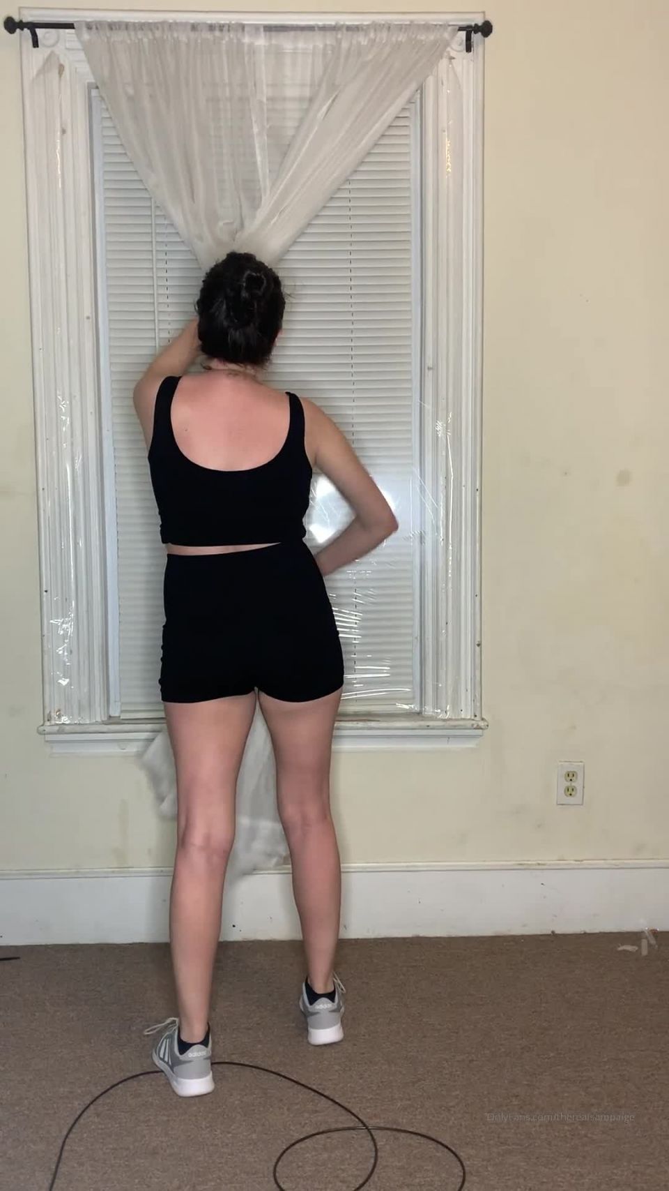 Sam Paige - therealsampaige () Therealsampaige - i was practicing jump roping before i filmed doing it nude the second one doesnt have 03-04-2020