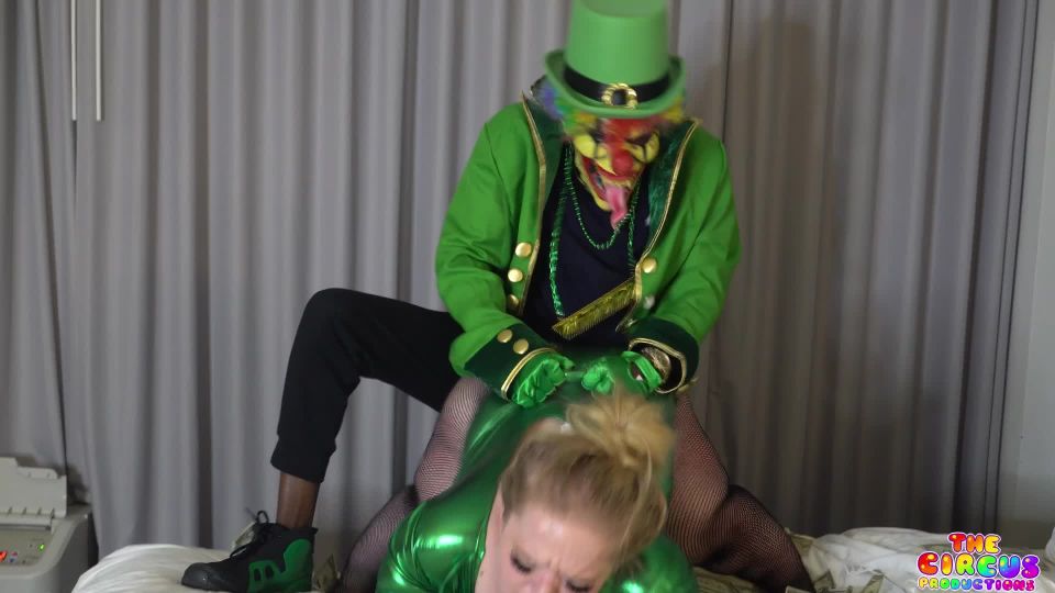 free xxx video 42 1080 big ass big tits milf porn | GIbbyTheClown Fucking Hot Midget On St Pattys Day  | milf