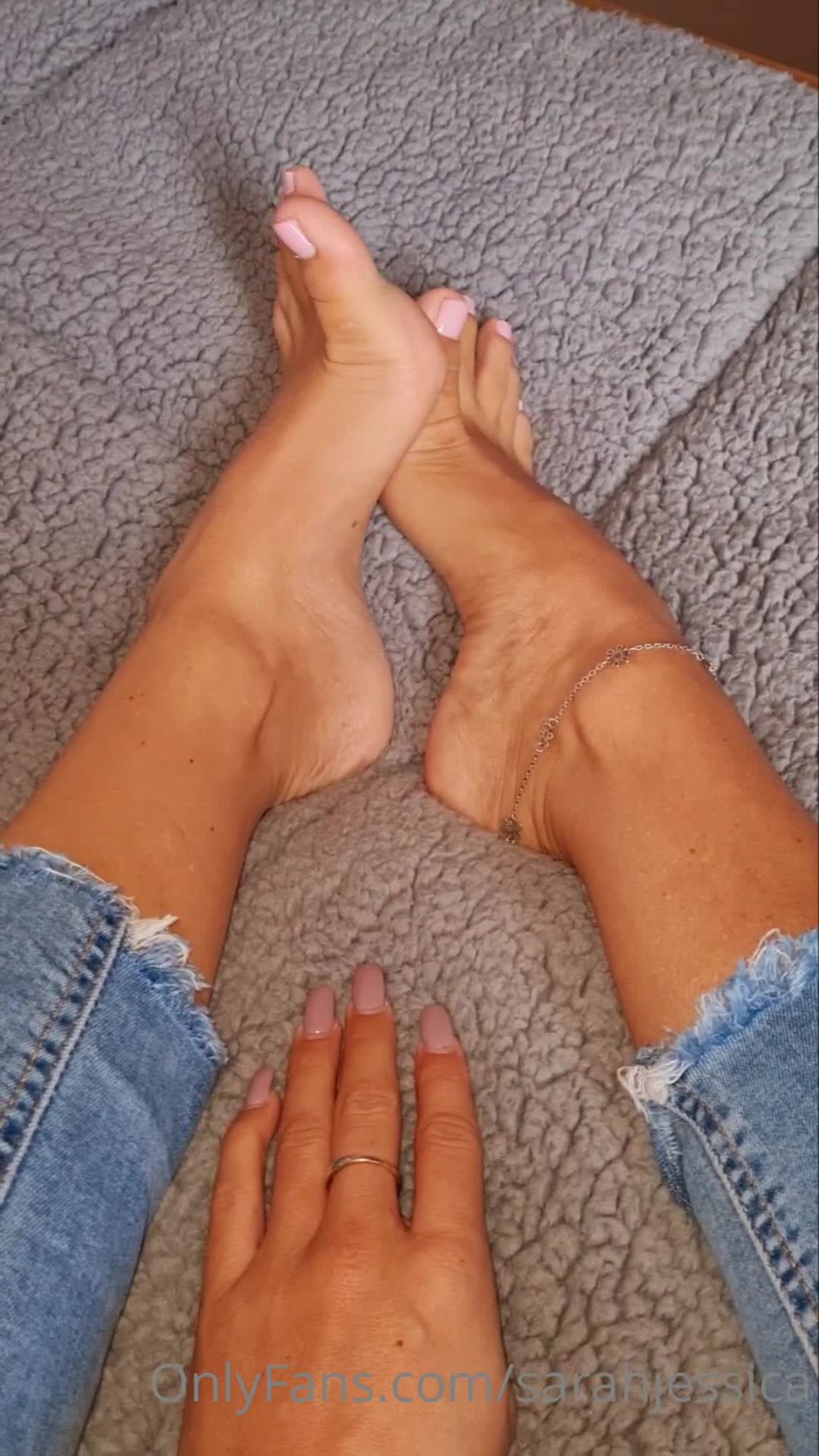 Sarah Jessica Sarahjessica - update with my new tootsies 21-09-2021