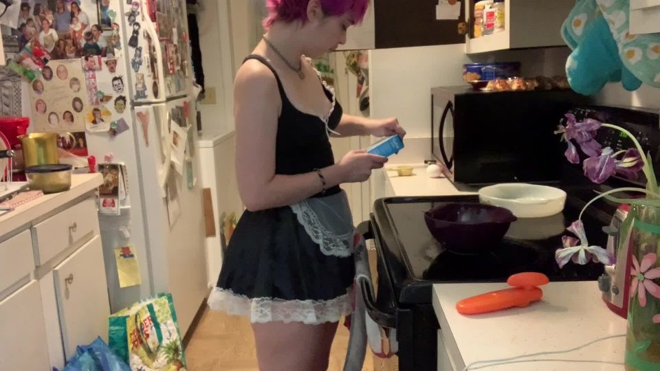 suzyscrewd Making Blondies - Domestic Service Maid