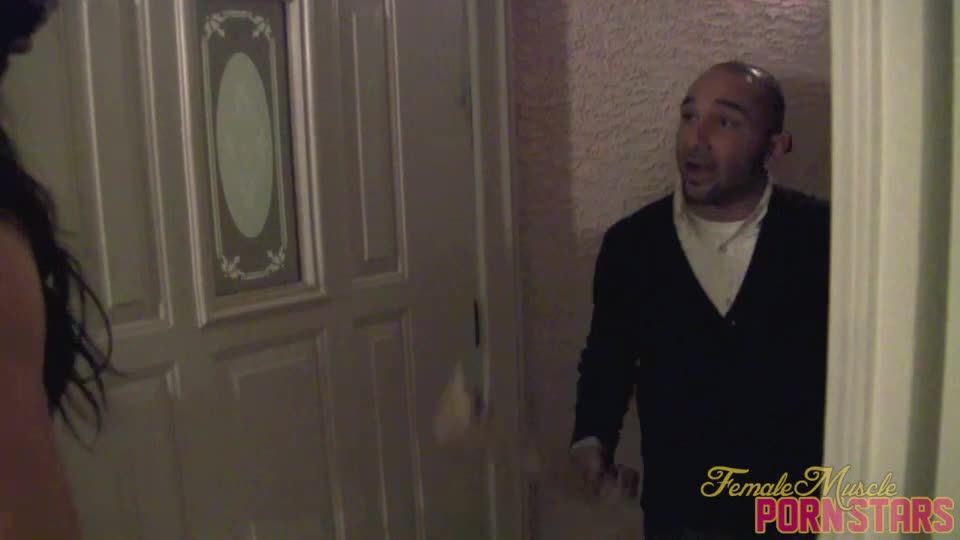 MujerMusclePornStars Nikki Jackson - Todos los hombres son perros21