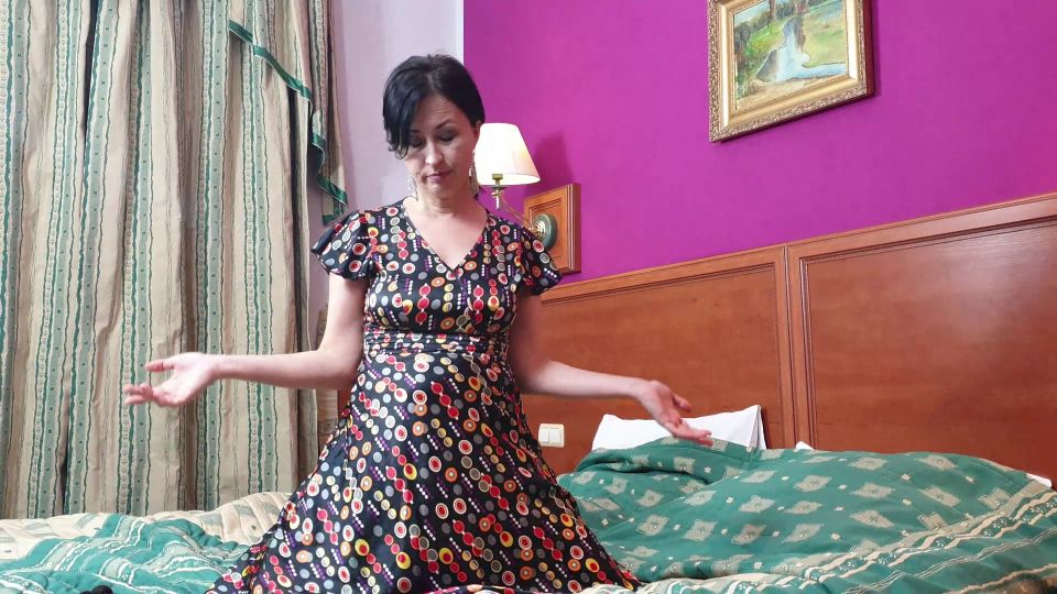 Wanilianna 20 01 30 My Lovely Vintage Dress And Seamed Nylons.