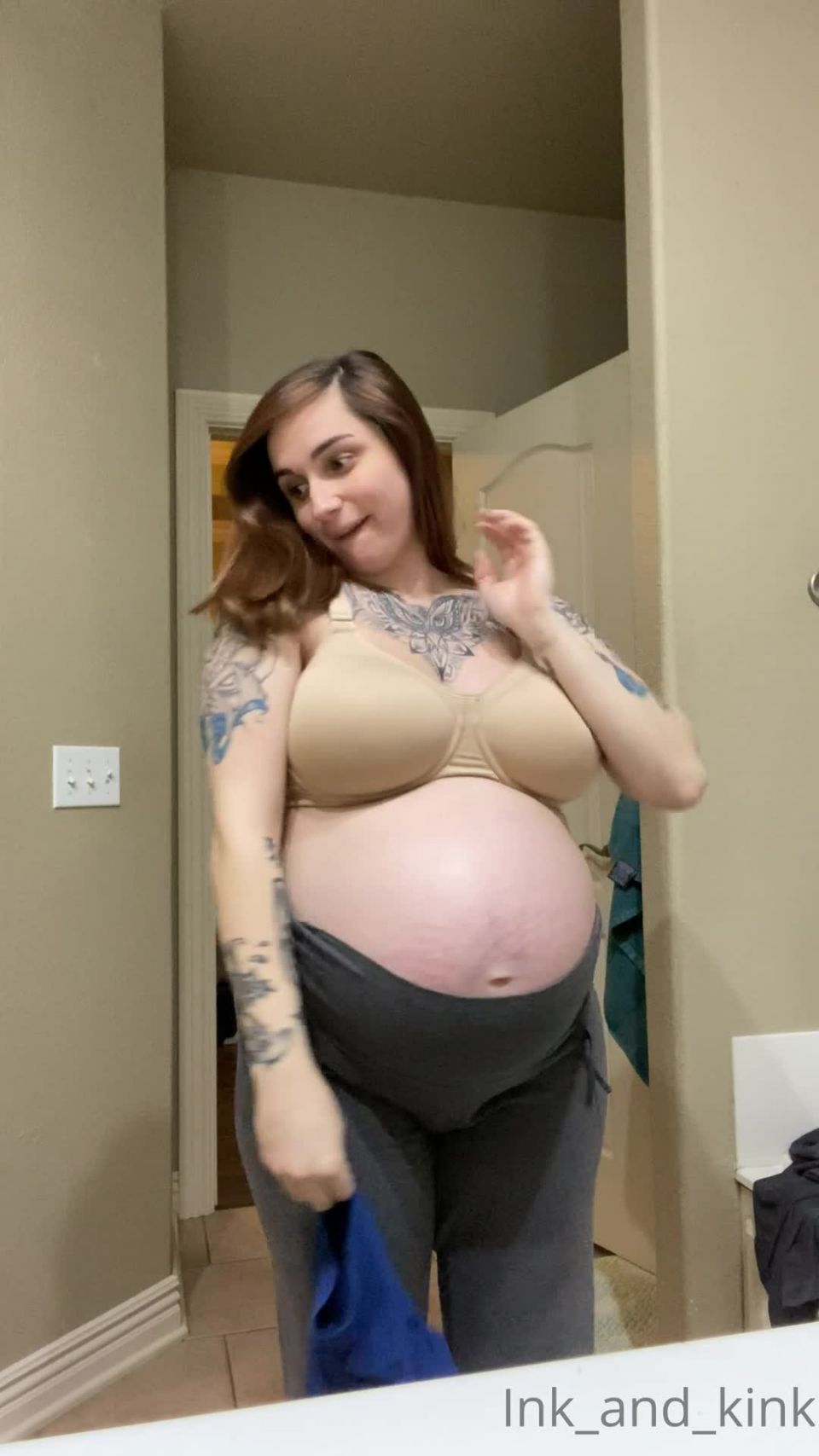 online adult clip 13 Ink And Kink - Big Pregnant Belly , slave fetish on fetish porn 