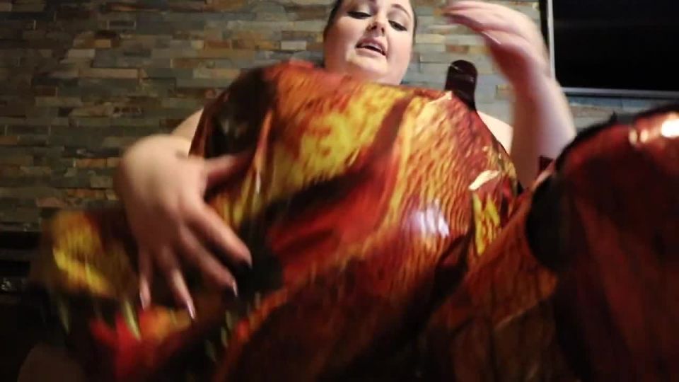 online video 37 SSBBW Juicy Jackie – Balloon Dinosaur Pop and Ottoman Crush - feederfeedee - femdom porn ass mature big cock