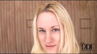 Blondie s Back With More! casting Blondie Sandy