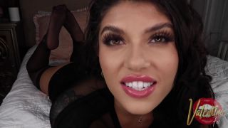Breaking my stockings bitch Download New Porn Video Fast ...