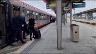 Lia - Amalia - MUSCHIPARTY IM WALD - Vom Zug in die Muschi - Schneller geht´s nicht 1080P - Mdh