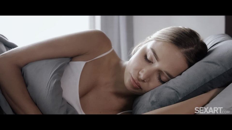 Lena Love, Venera in Delicate Awakening 720p