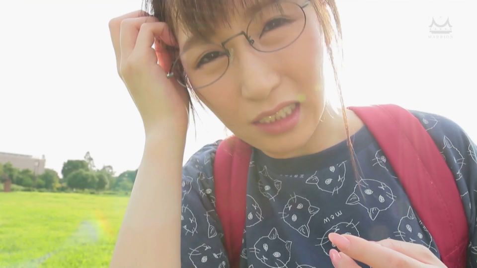 MMAR-002【モザイク破壊版】 舐められたくて舐めたい粘着メガネ腐女子 佐々木あき