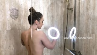 Natural Tits Beauty Shows Her Young Body In The Shower 1080p