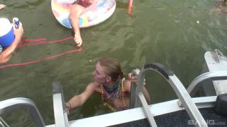 Lizzie Starts To Strip In Front Of Everyone On The Boat
