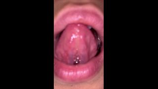 CLOSE UP CUMSHOT DEEP IN KIT'S THROATH