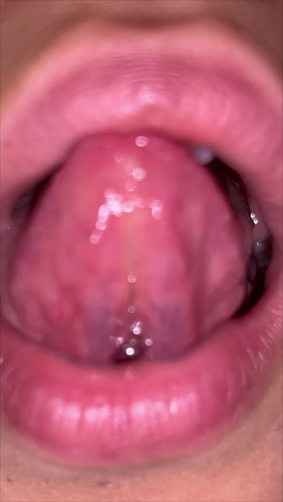 CLOSE UP CUMSHOT DEEP IN KIT'S THROATH