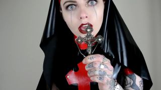 Miss Marilyn - Jerkoff For Jesus Latex!