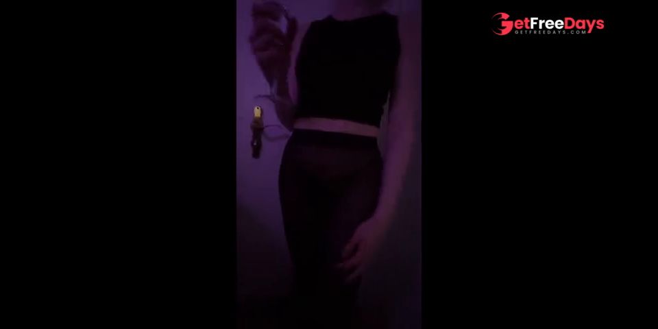I persuaded a shy 19 year old teenage girl to have sex at a party in the toilet