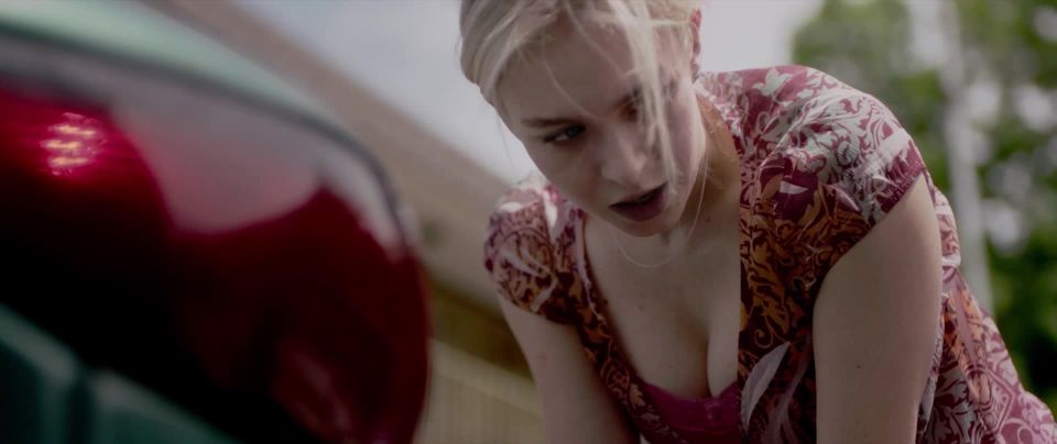 Penelope Mitchell - Gnaw (2017) HD 1080p!!!